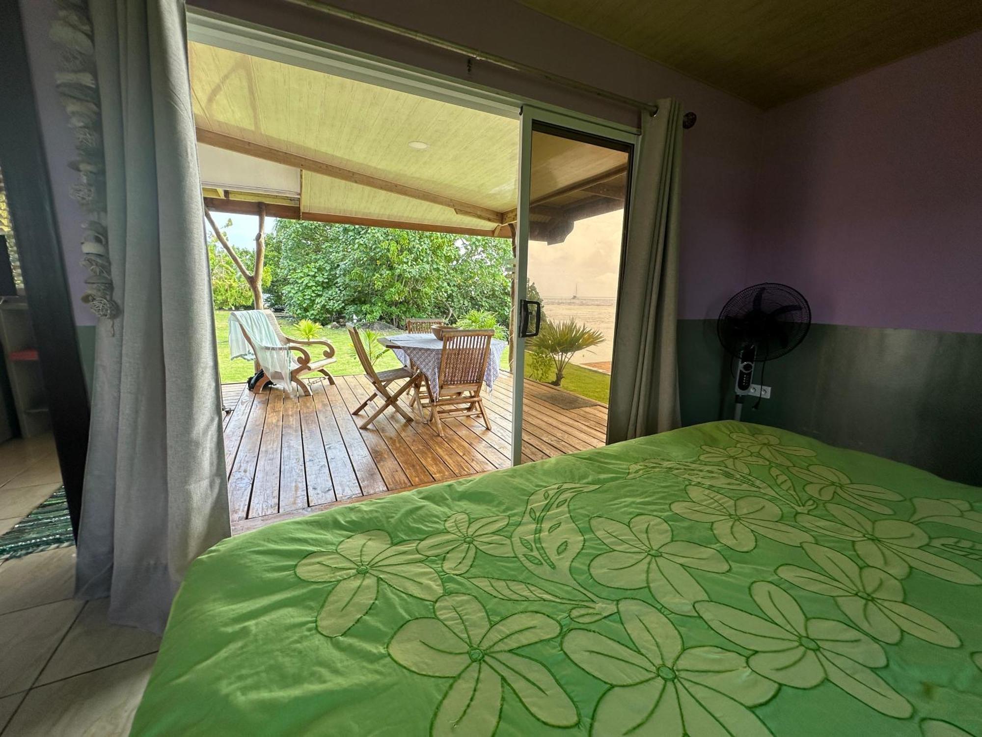 Bungalow Chez Josi, Bord De Mer Prive Tevaitoa Екстер'єр фото